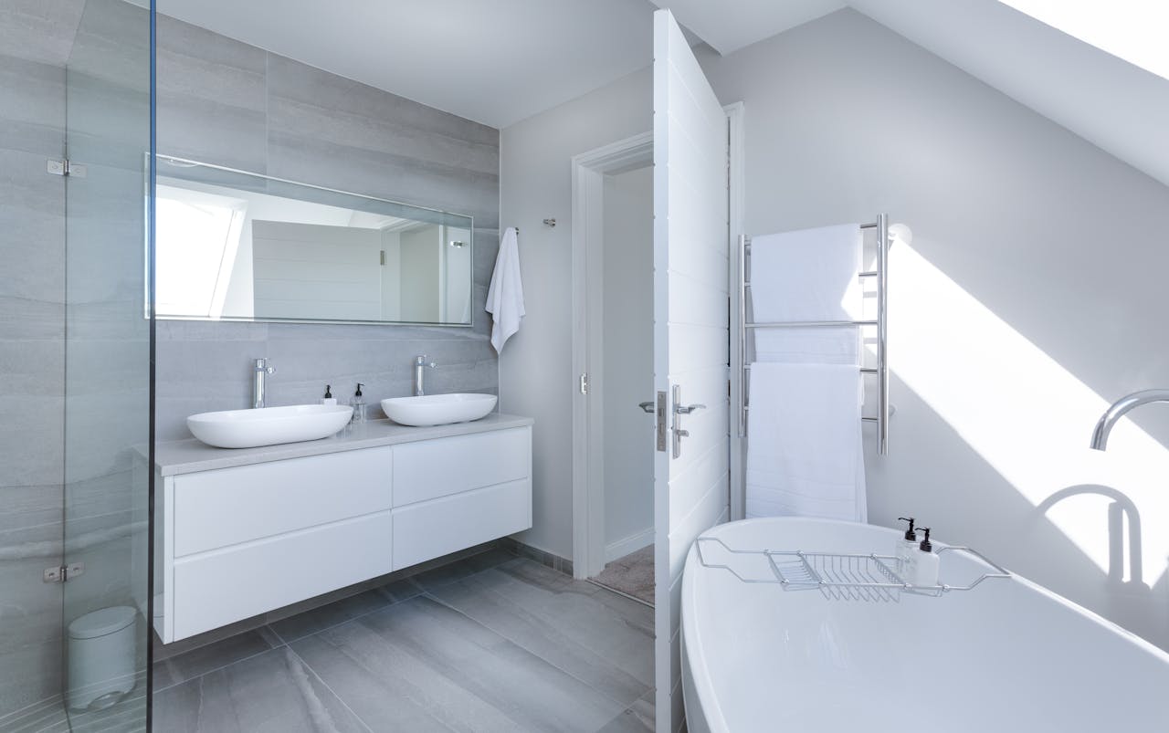 Cleaning Services Chicago Image