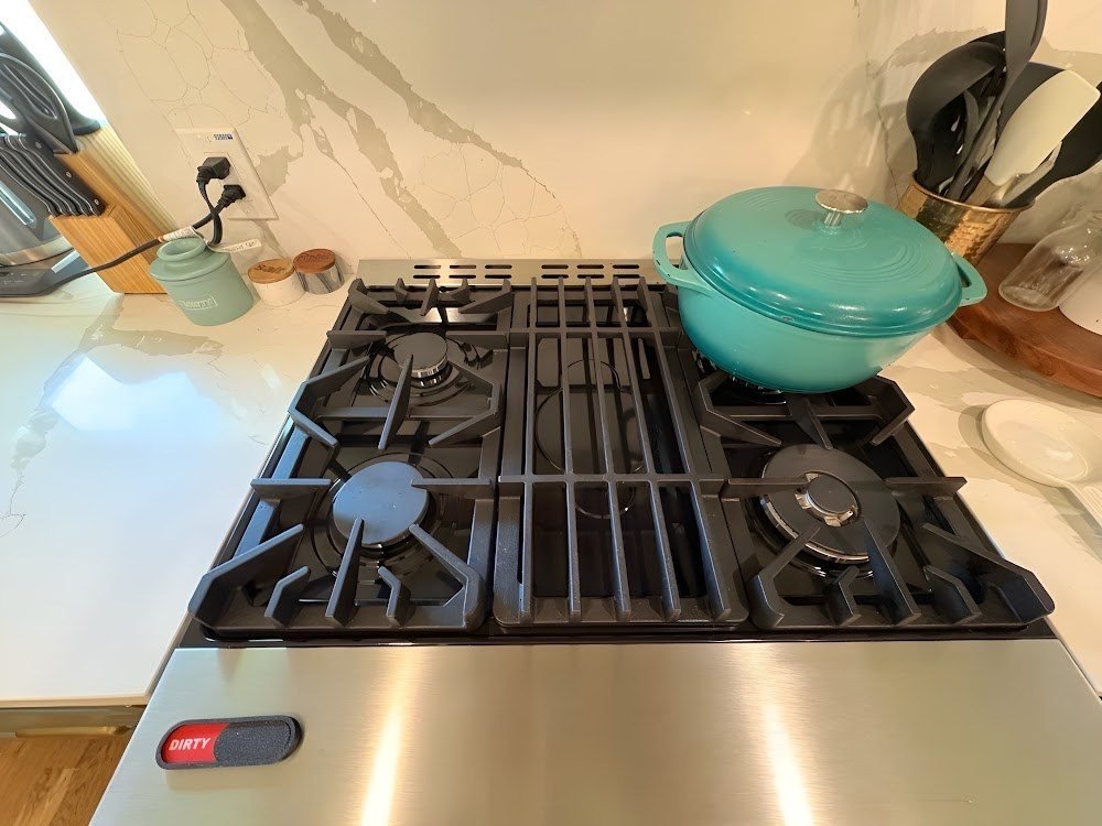 Stovetop cleaned by Rover Cleaning Services Chicago