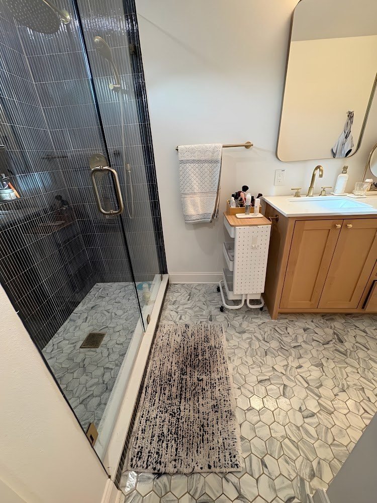 Bathroom cleaned by Rover Cleaning Services Chicago