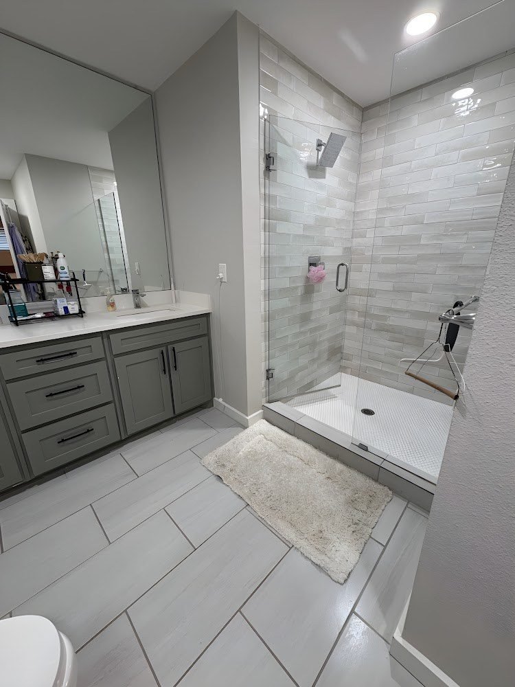 Bathroom cleaned by Rover Cleaning Services Chicago
